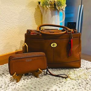 Coach purse and wallet